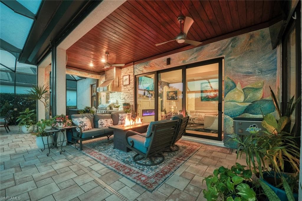 2115 Antigua LN-35