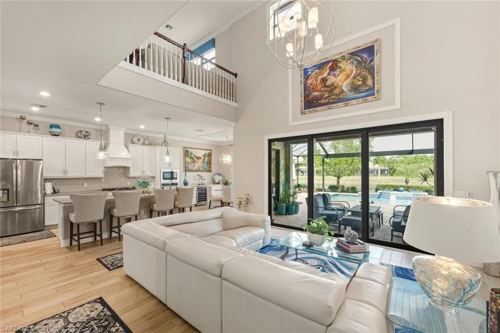 2115 Antigua LN-4