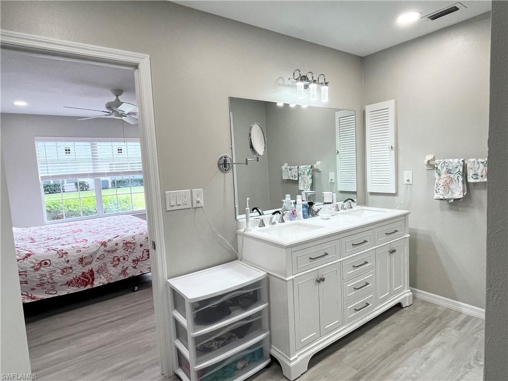 1254 Hazeltine DR-25