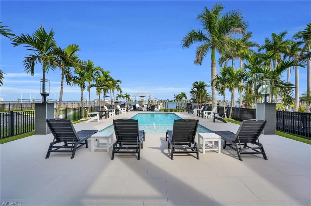 441 Estero BLVD-36