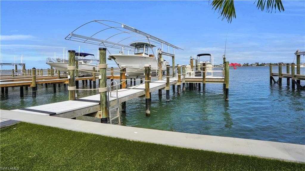 441 Estero BLVD-49