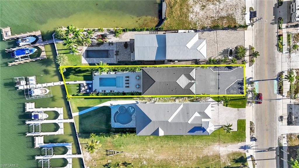 441 Estero BLVD-45