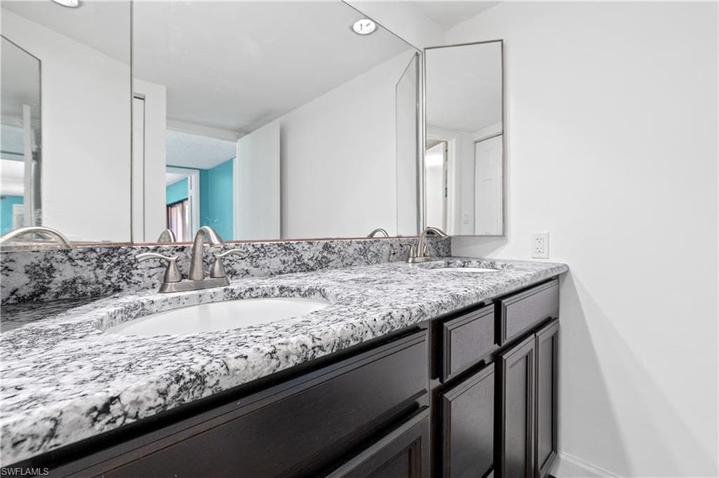 1724 Park Meadows DR 1-18