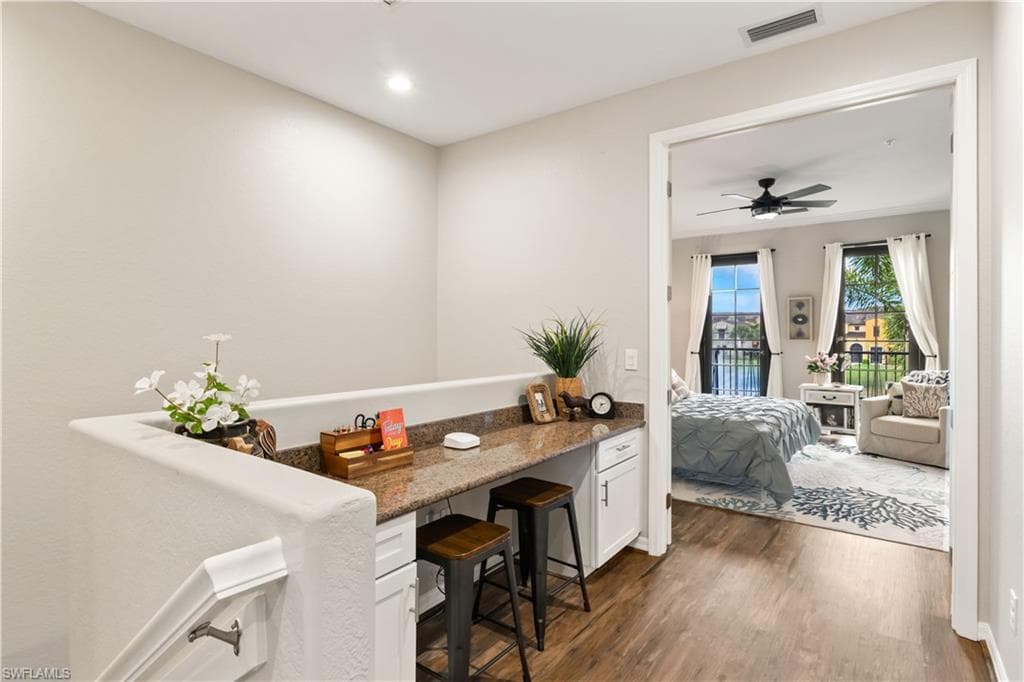 11908 Izarra WAY 7005-14