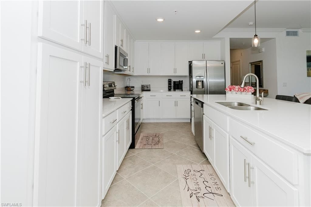6034 National BLVD 533-5