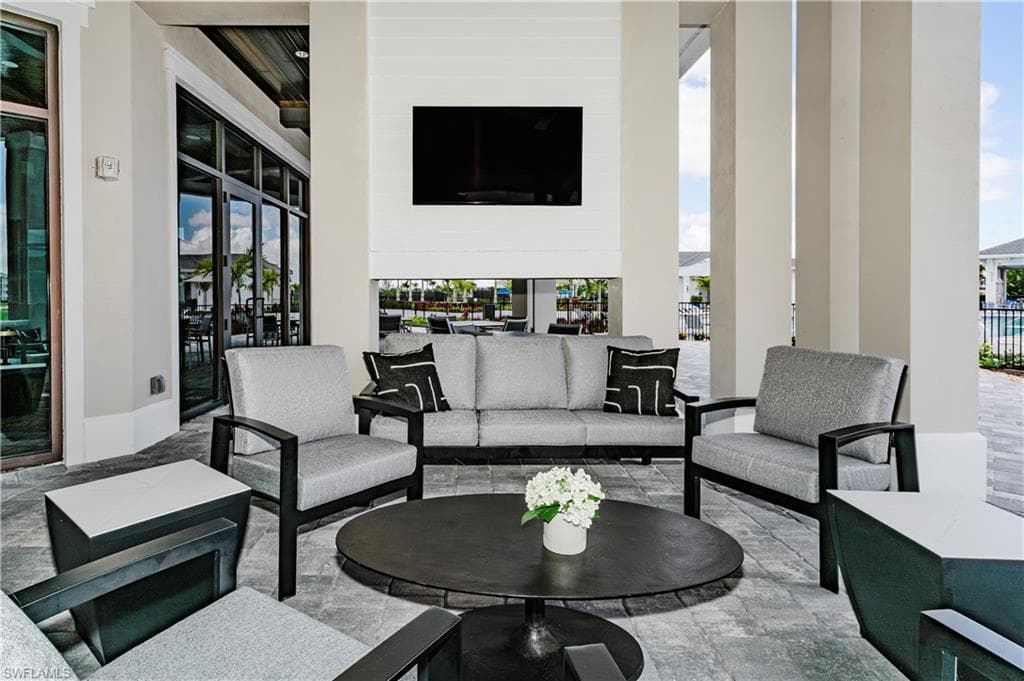 6034 National BLVD 533-31