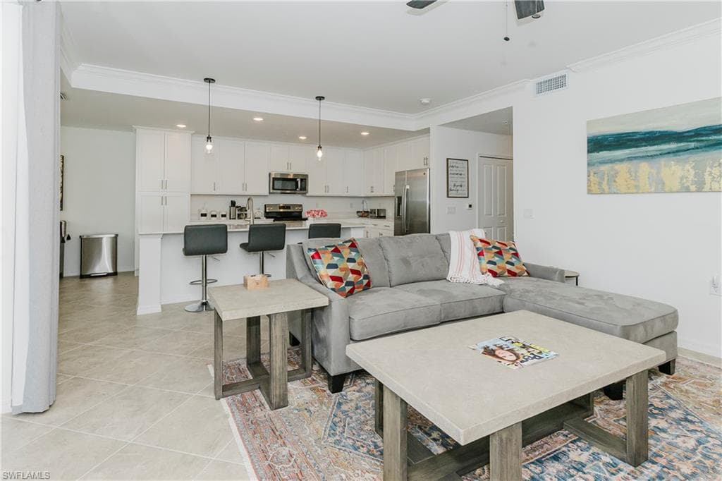 6034 National BLVD 533-8