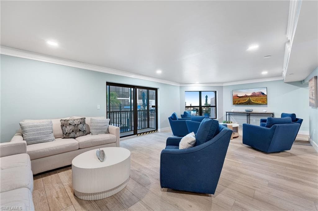 6612 Estero BLVD 703-45
