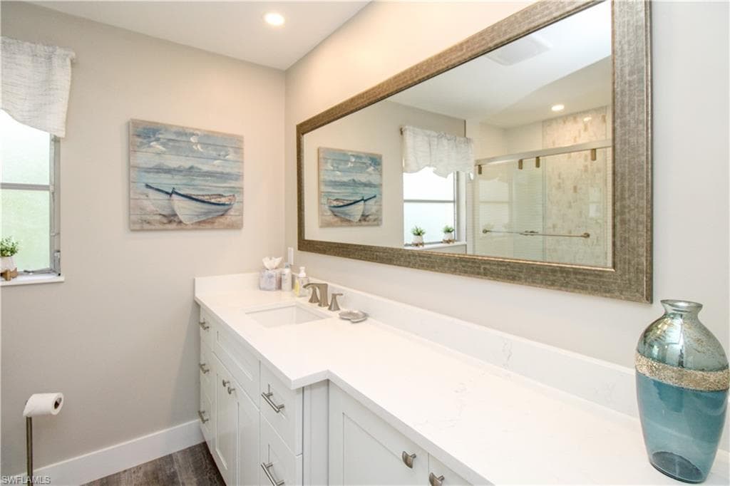 1353 Pelican AVE-36