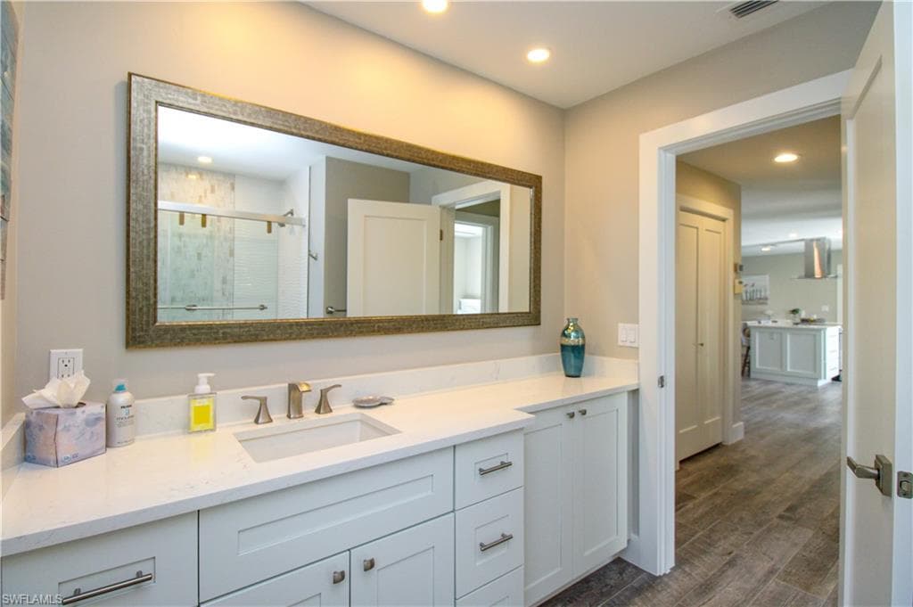 1353 Pelican AVE-34