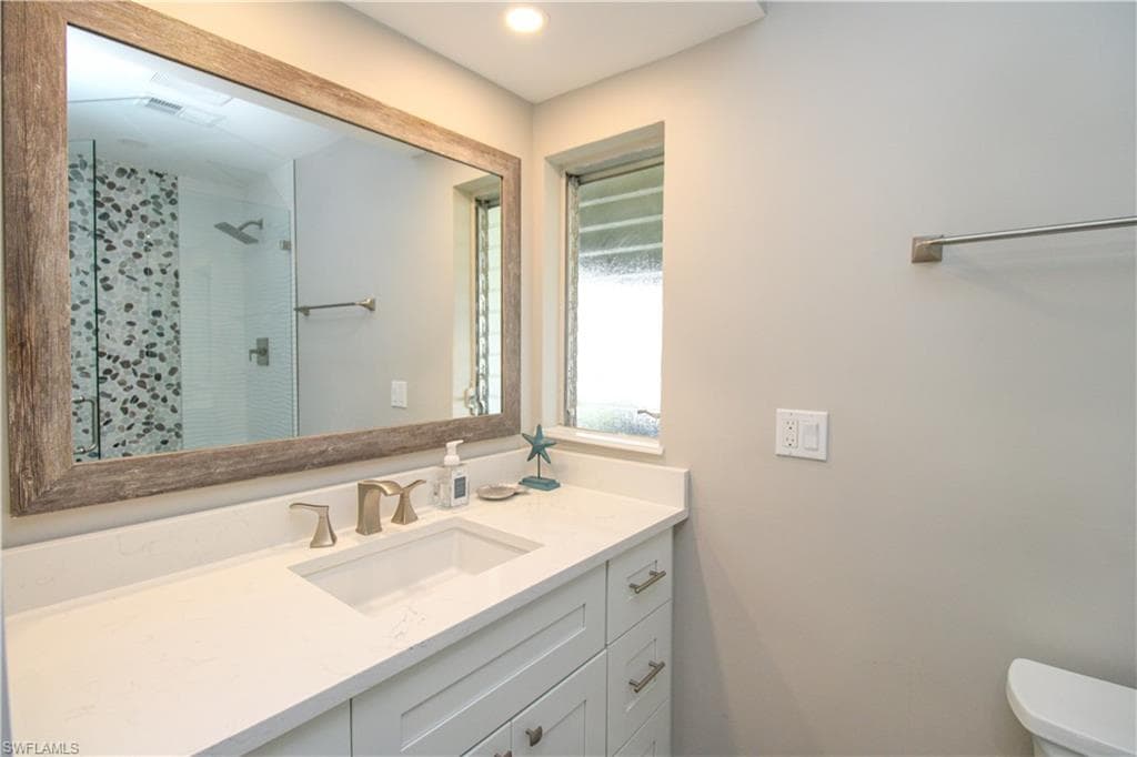1353 Pelican AVE-39