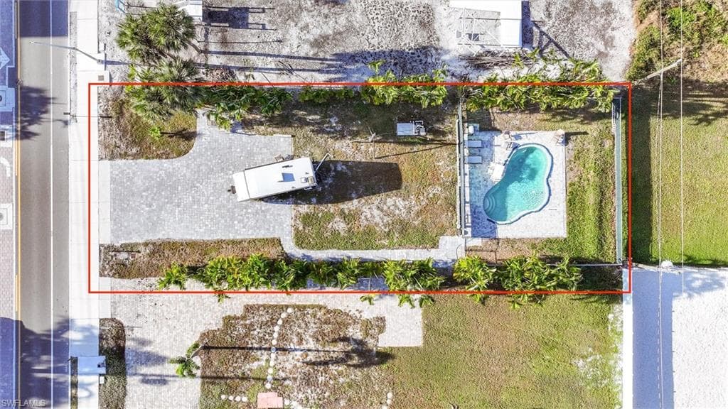 5863 Estero BLVD-14