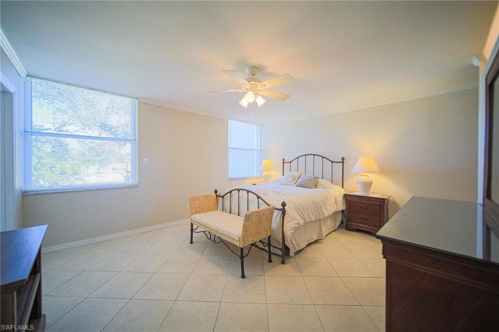 5959 Winkler RD 206-11