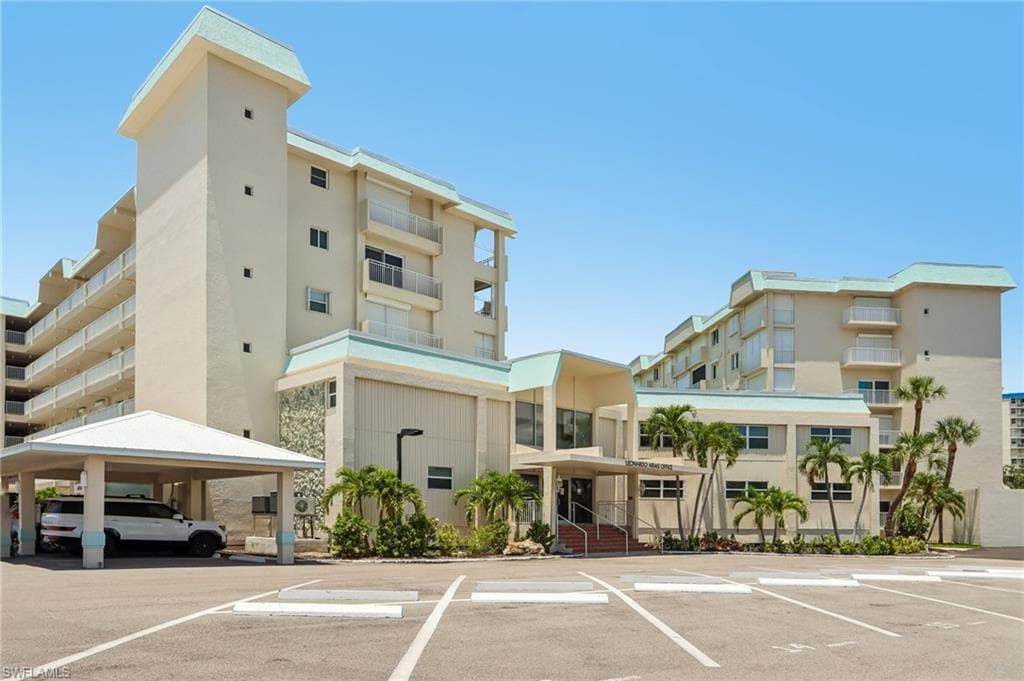 7400 Estero BLVD 315-2