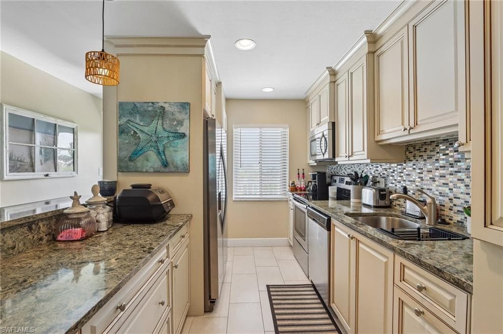 7400 Estero BLVD 315-12