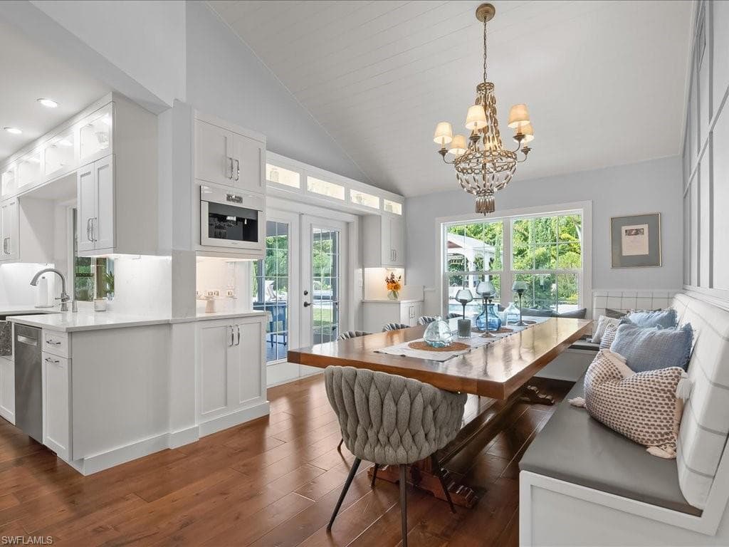 624 Ridge DR-23