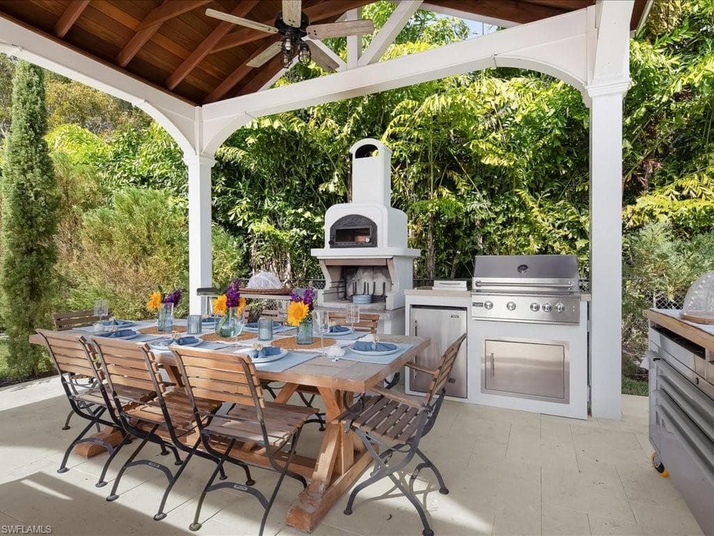 624 Ridge DR-46