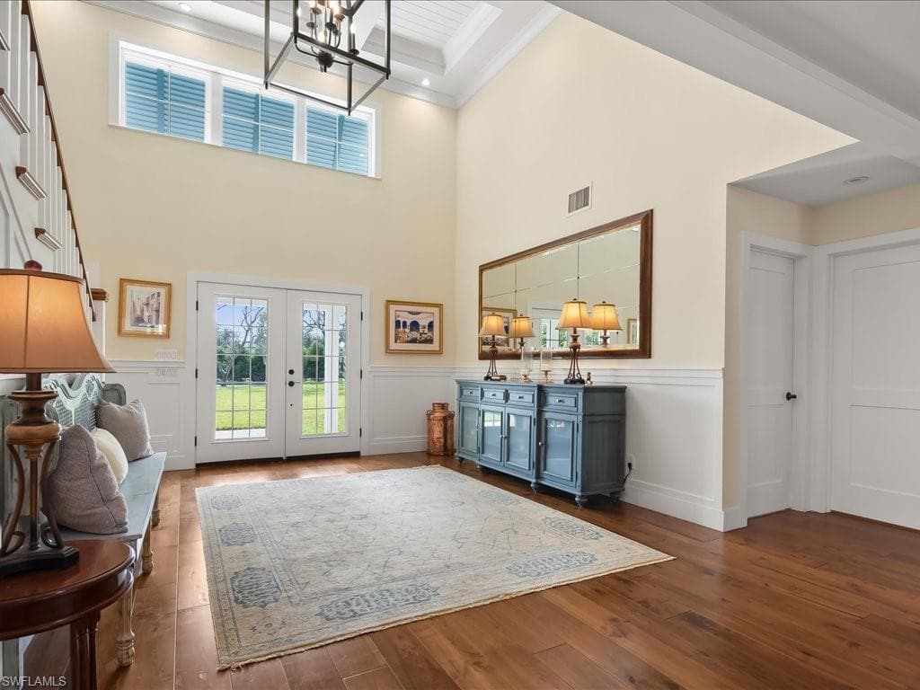 624 Ridge DR-14