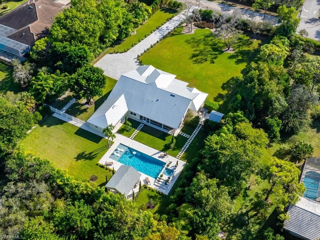 624 Ridge DR-50