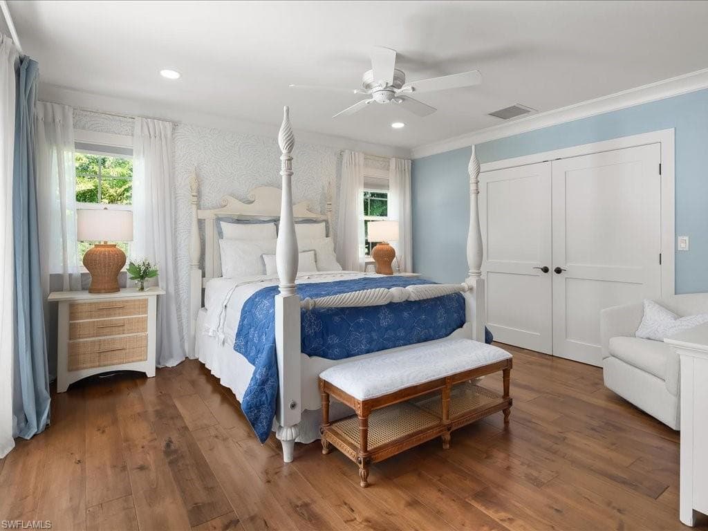 624 Ridge DR-29