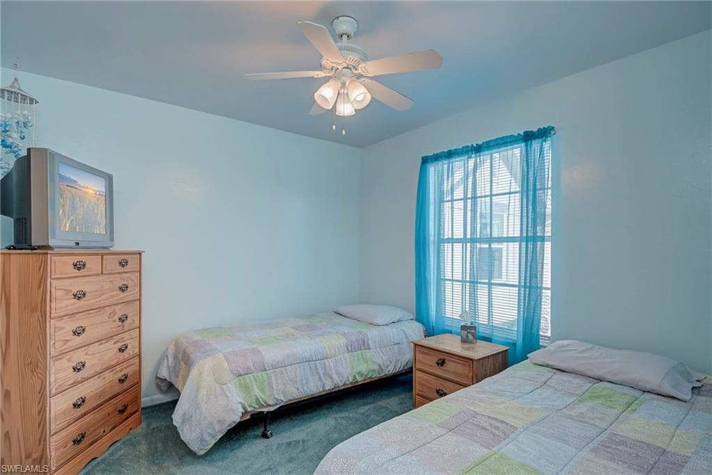 1005 SW 48th TER 2-17