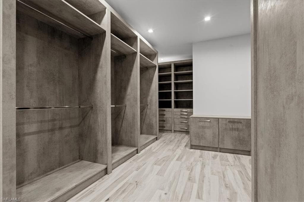 3800 Crayton RD-35