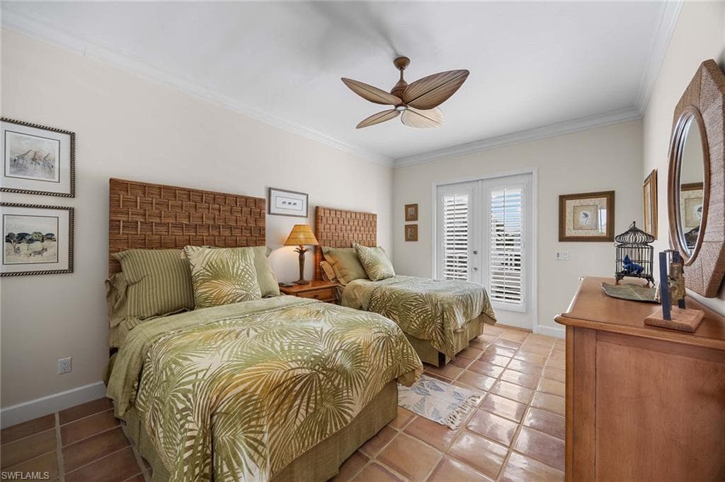 828 Hideaway CIR E 4-434-20