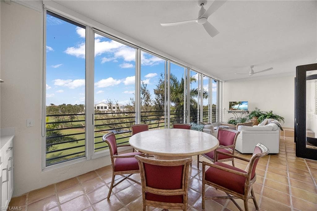 828 Hideaway CIR E 4-434-25