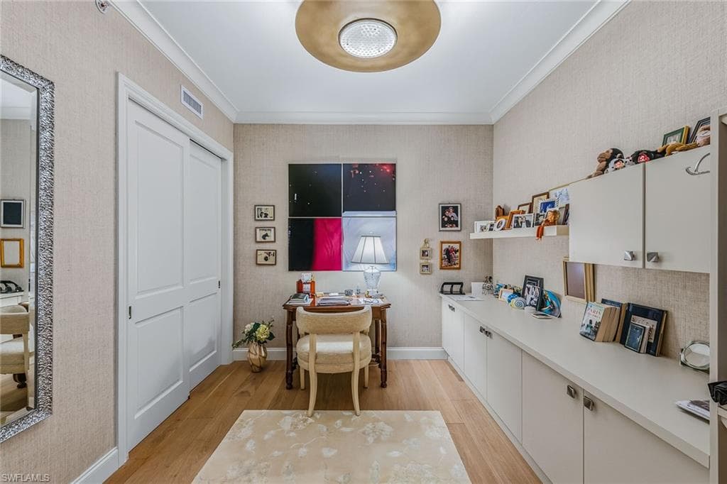 13675 Vanderbilt DR 707-13