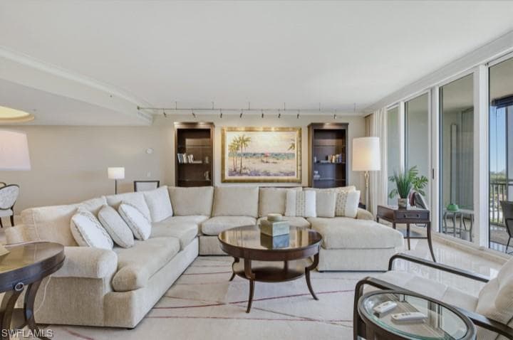 13675 Vanderbilt DR 707-5
