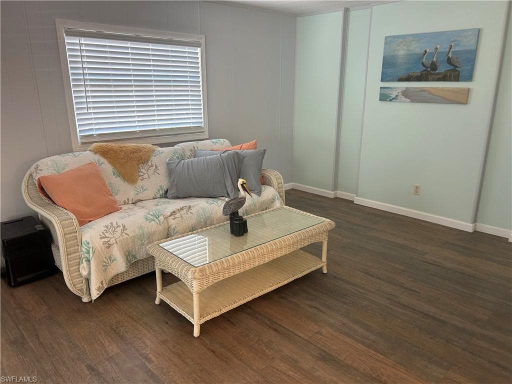 221 Indian Key LN 254-6