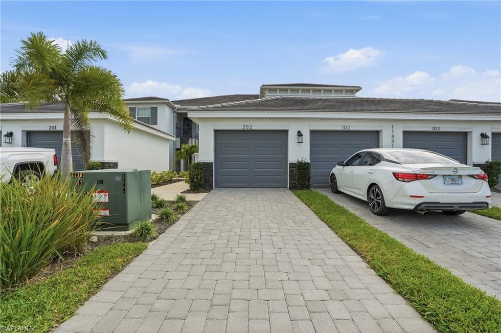 11851 Venetian Lagoon DR 202-39