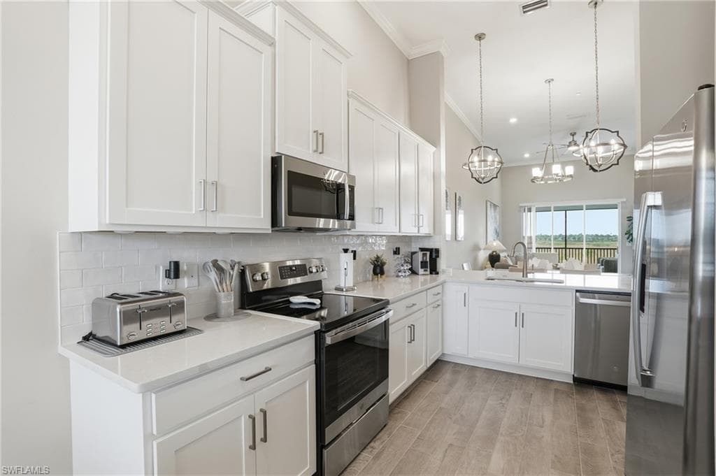 11851 Venetian Lagoon DR 202-8