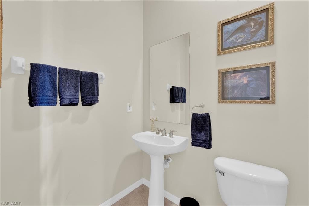 21536 Taft CT 203-27