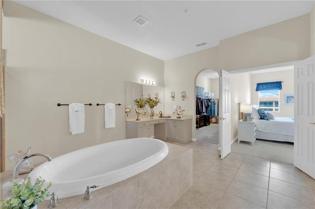 21536 Taft CT 203-19