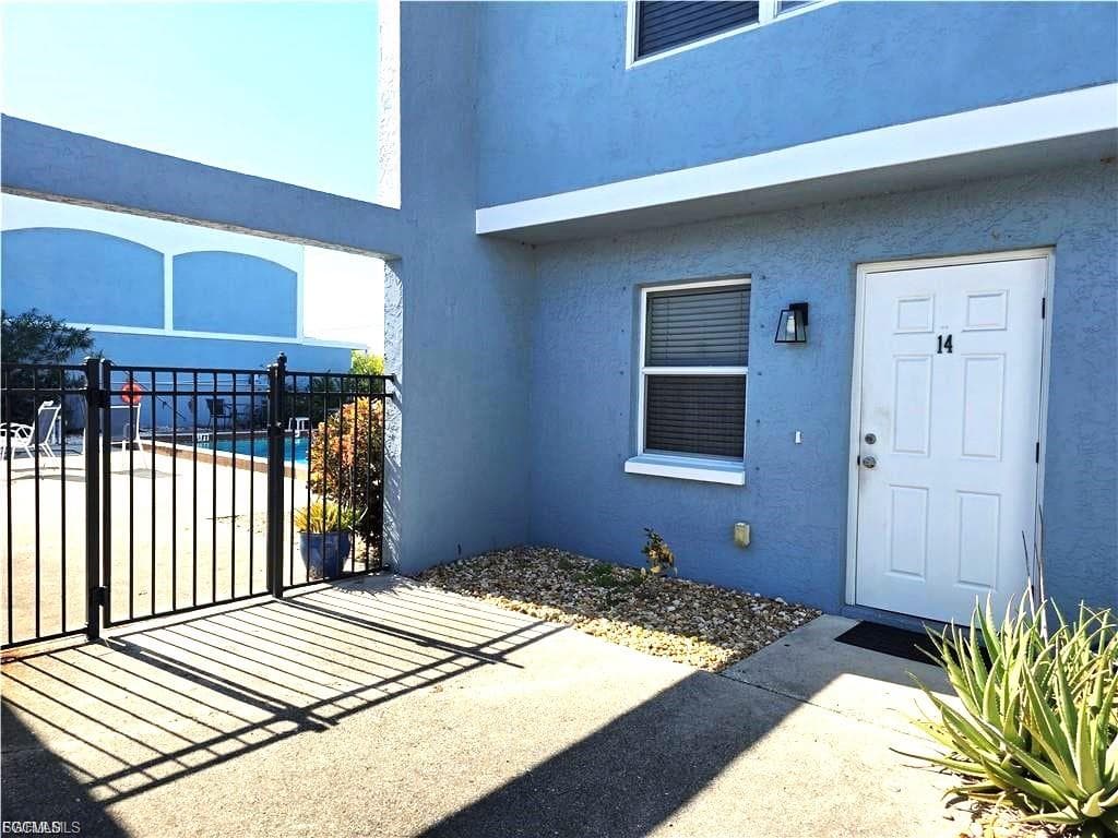 4424 SW 8th PL 14-1