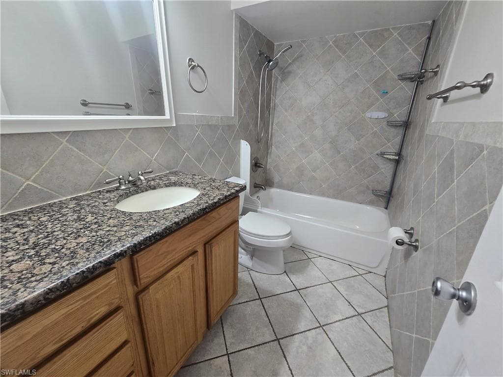 4424 SW 8th PL 14-11