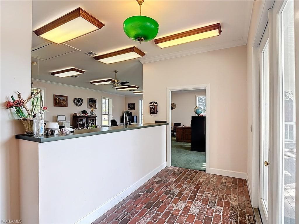 1312 N 15th ST-12