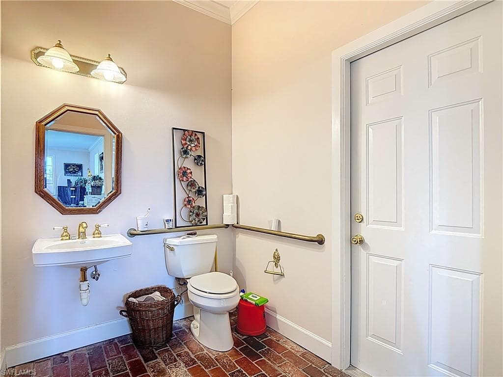 1312 N 15th ST-25