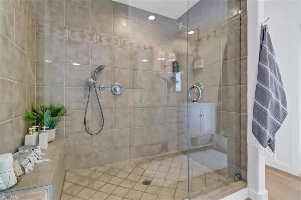 1097 Frank Whiteman BLVD-27