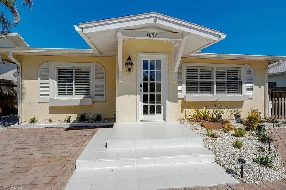 1097 Frank Whiteman BLVD-2