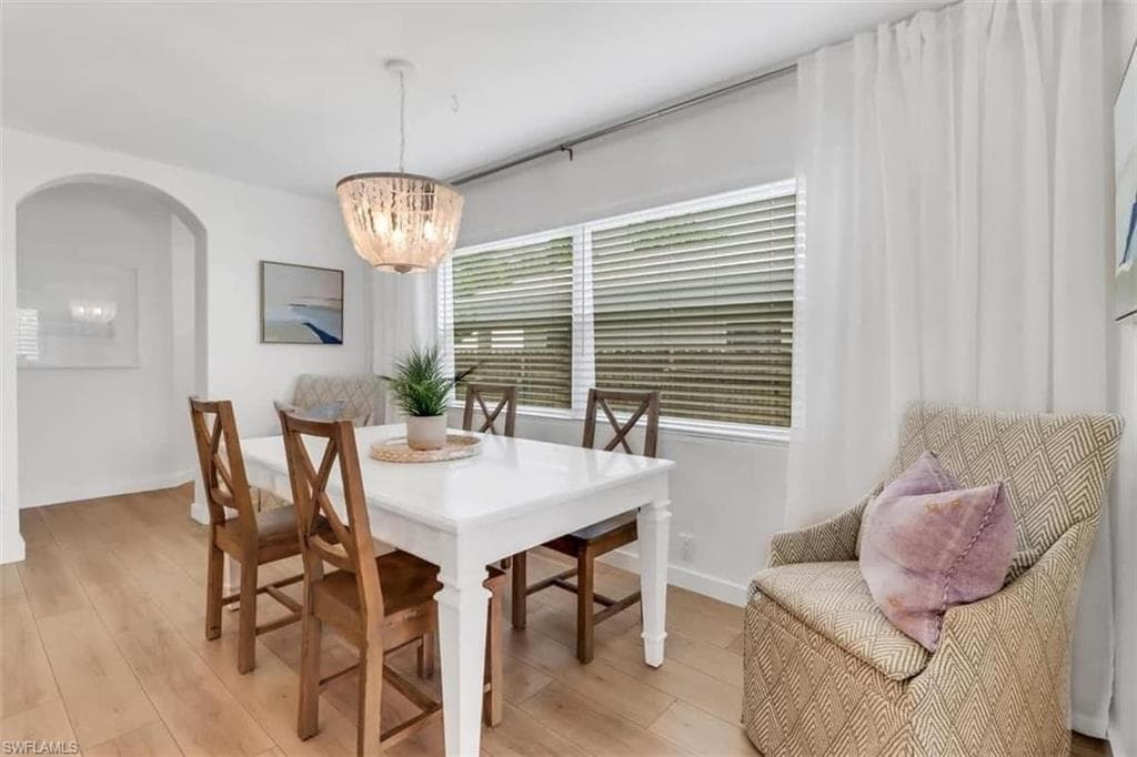 1097 Frank Whiteman BLVD-10