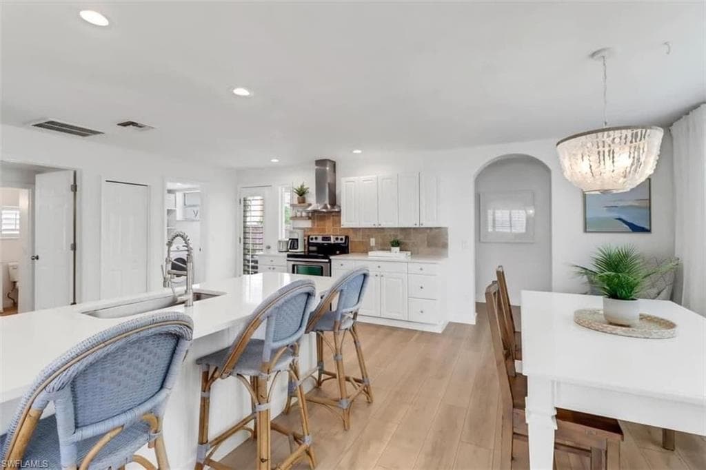 1097 Frank Whiteman BLVD-11