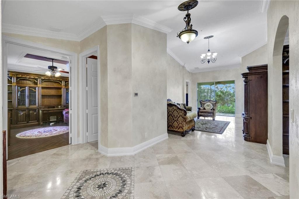 1345 Mariposa CIR 5204-6