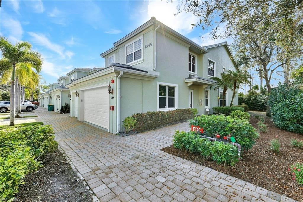 1345 Mariposa CIR 5204-3