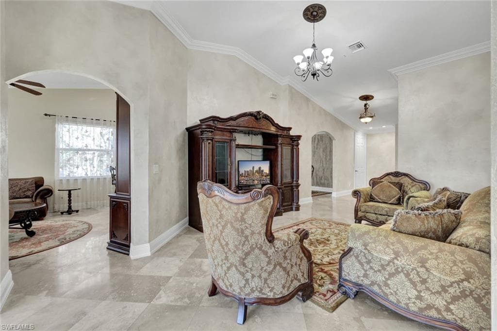 1345 Mariposa CIR 5204-11