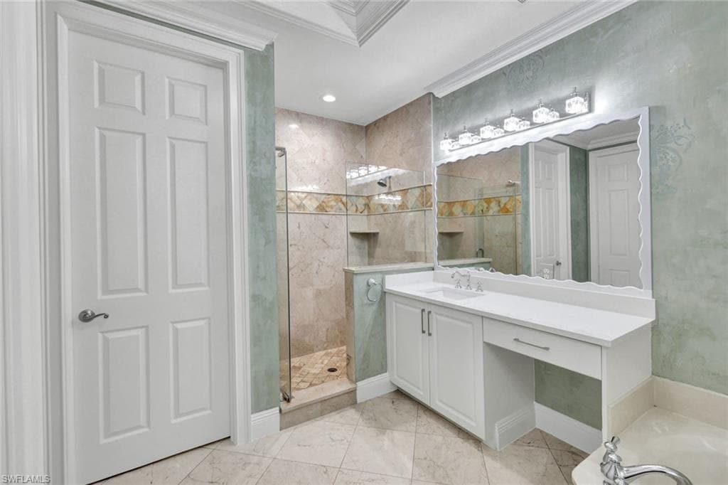 1345 Mariposa CIR 5204-29