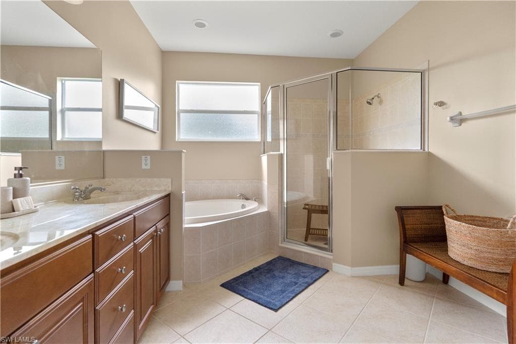 20516 Larino LOOP-25