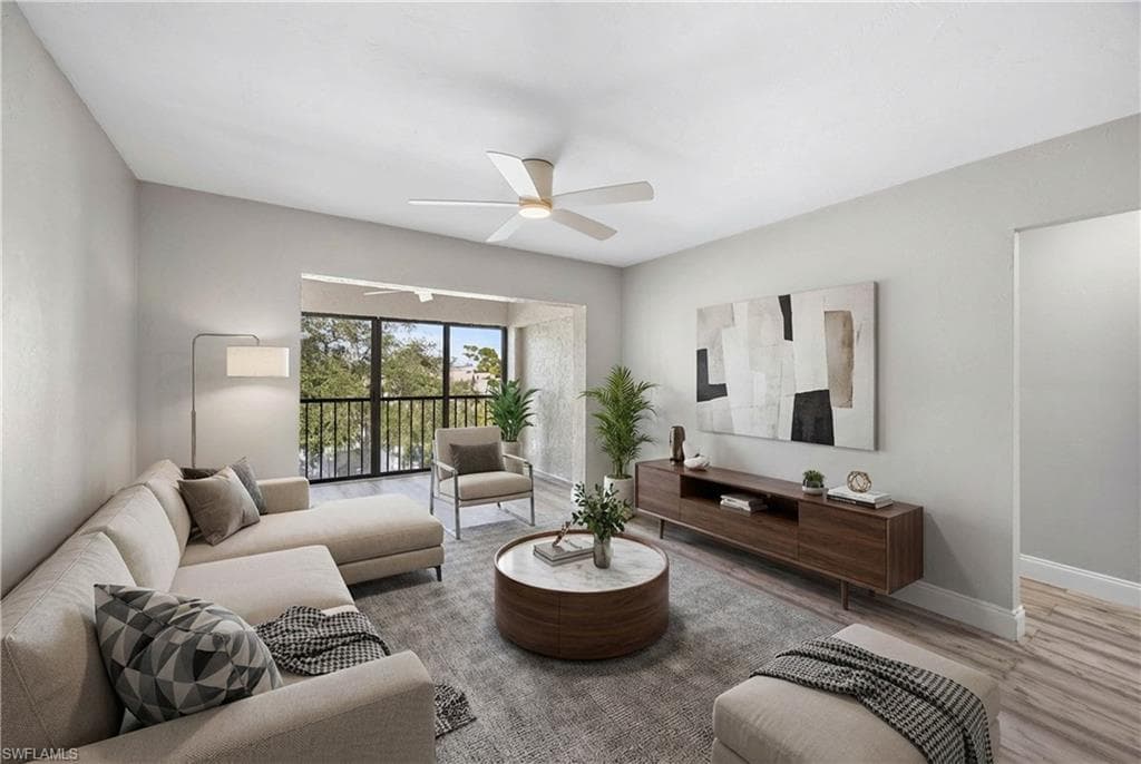 228 Fox Glen DR 3310-11