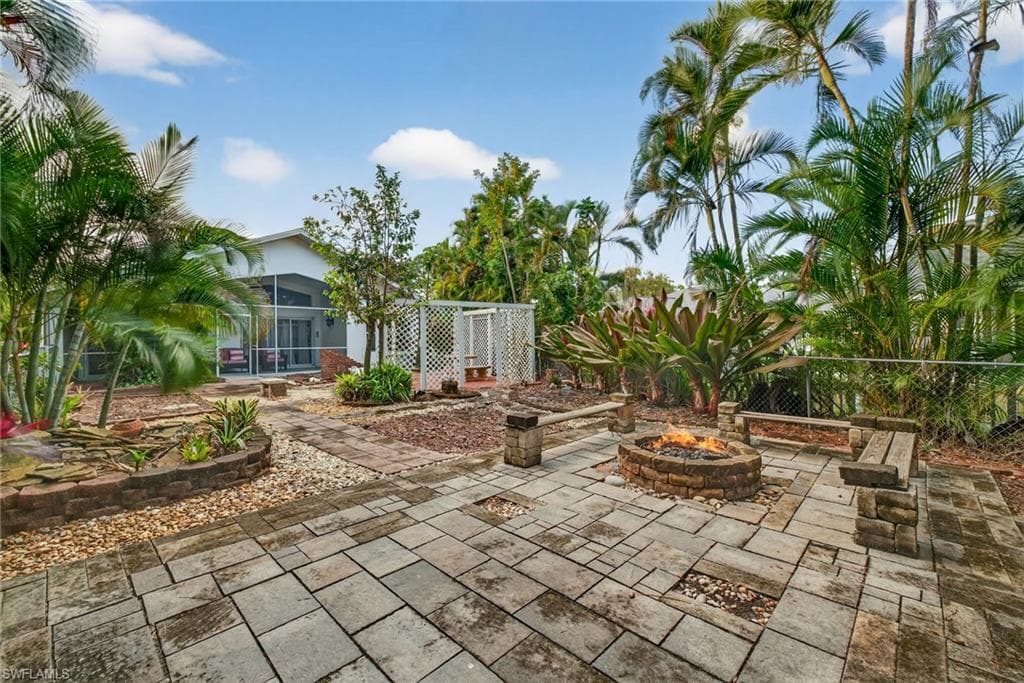 18015 Horseshoe Bay CIR-22